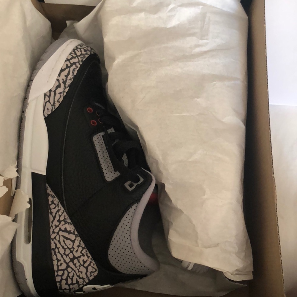 Retro OG cement 3’s - Youth size